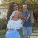Juliana Paes Instagram - Eu tive a maior sorte do mundo de ter os dois melhores pais que eu poderia pedir: o primeiro, Carlos Hernique Paes, meu pai! E o segundo, Dudu Baptista, meu marido, meu companheiro e pai dos nossos filhos! Esses dois homens são a base da minha família, da minha história, e sem eles nada disso aqui seria possível. Que sorte a minha! E que sorte a dos nossos meninos por terem esses dois homens incríveis em suas vidas!