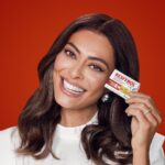 Juliana Paes Instagram - Quando a gripe bate, @resfenoloficial age em apenas 15 minutos contra os seus 5 sintomas. E eu, como atriz, posso afirmar: a gripe não precisa ser uma novela! Conte com Resfenol, o Especialista contra os sintomas da gripe. #Publi