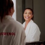 Juliana Paes Instagram - Gente, tenho uma novidade muito legal para contar para vocês: vou fazer uma nova personagem na campanha de @resfenoloficial. Será que é mocinha ou vilã? Eu não posso dar spoiler, mas posso mostrar um pouquinho dos bastidores. Bora ver? 🎥 #PraTodosVerem