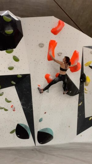 Juliane Wurm Instagram - Breaking beta & exploring the soon-to-be home country‘s gyms.