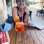 Juliane Wurm Instagram – Das beste am Kletterurlaub ist das Abhängen im Café mit @naomiwgr. Mallorca