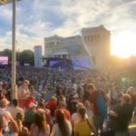Juliane Wurm Instagram - What a comp, what a venue! Having a blast co-commentating with the fabulous @yousefsafri and @taufigk at Königsplatz, @munich2022! Restday today and then two more day with the future Olympic format Lead & Boulder and the newly crowned Vice European Champion @hannah_meul 👑! First pic by @djleoleo Munich, Germany