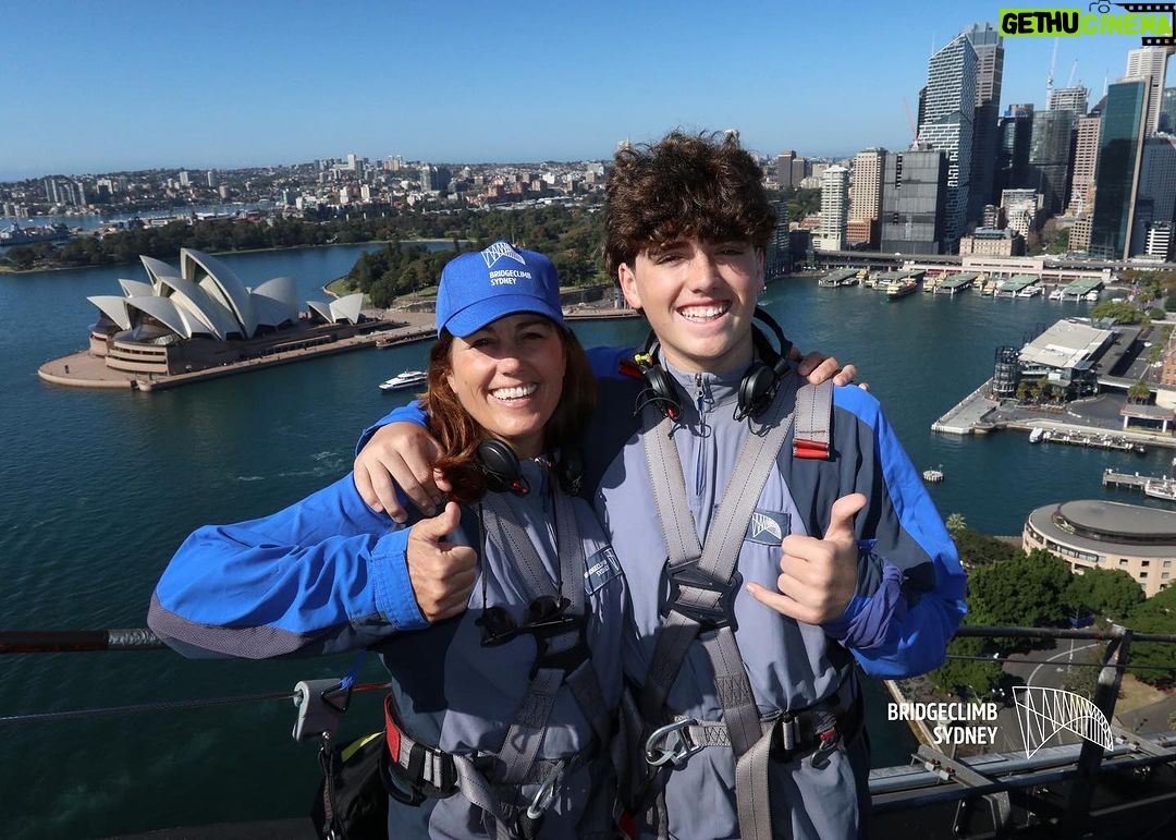 Julie Foudy Instagram - Ahhh, Sydney. Joined all our @weareangelcity friends to rock the Sydney Bridge climb today. Even tried a little 3 clap on top to get the USA mojo back. Love this group so much. β€οΈππΌππΌππΌππΌ Sydney Harbour Bridge