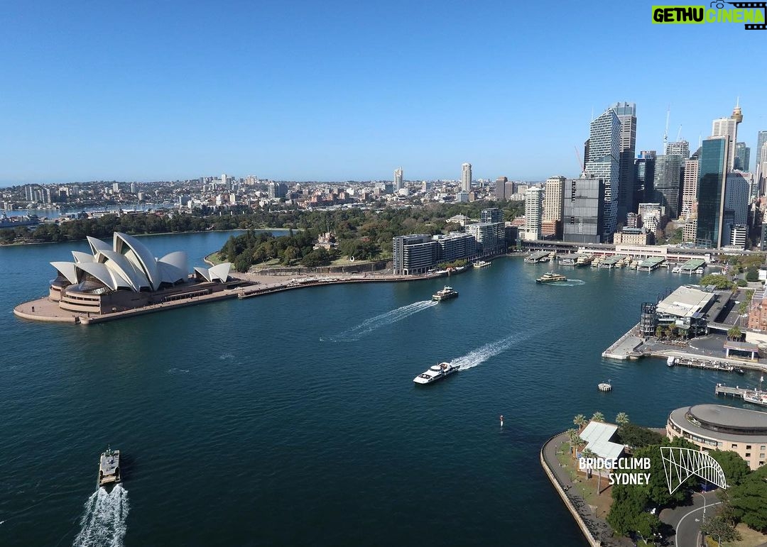 Julie Foudy Instagram - Ahhh, Sydney. Joined all our @weareangelcity friends to rock the Sydney Bridge climb today. Even tried a little 3 clap on top to get the USA mojo back. Love this group so much. β€οΈππΌππΌππΌππΌ Sydney Harbour Bridge