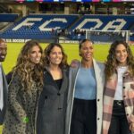 Julie Foudy Instagram - An amazing Year 1 in the books for soccer with Turner Sports. Love this group so much! 🙏🏼❤️