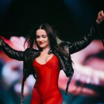 Juliette Instagram - O último show do ano, a minha Paraíba, o meu povo, a nossa felicidade ❤️🖤 Beleza: @thaiseleitao Ph: @_brunini