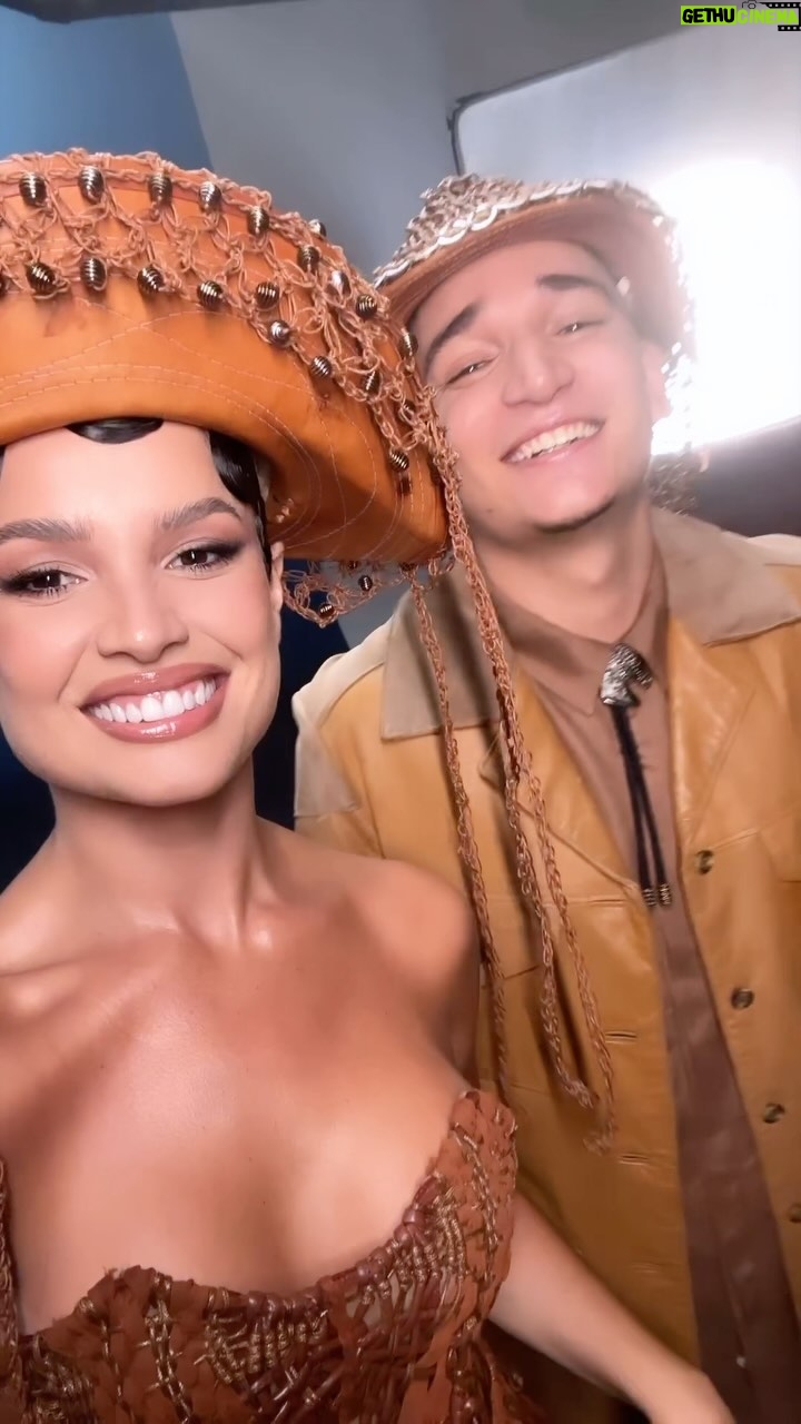Juliette Instagram - Que o meu coração, ai, ai, ai É um leve furacão, ai, ai, ai Na sua direção Pode ser que eu baixe a guarda… 🫶🏻