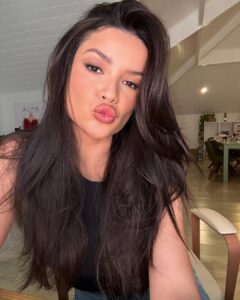 Juliette Instagram - Eitaaaa… que ela fez um book hje kkkk Make: @gabrielgomezls Cabelo: @rodrigo.vasconcellos_hair