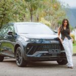 Juliette Instagram - Nasci numa família de mecânicos e sempre tive um olhar atento para esse universo de velocidade, inovação e automóveis. Virou uma paixão! Ouvi, algumas vezes, que o amanhã sempre vai chegar… e chegou! A filha do mecânico, hoje, representa uma das maiores montadoras de automóveis do mundo e a mais nova autotech do Brasil. Hello, Tomorrow! #GWMBrasil @gwmbrasil #publicidade Ph: @_brunini