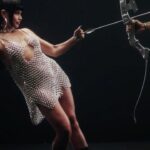 Juliette Instagram - Olho daquele jeito e cê já sabe… ABRAMOVIĆ, Marina 🏹 Assista agora no YouTube!