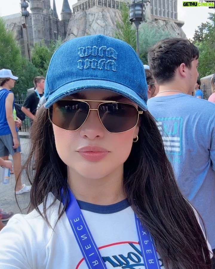 Juliette Instagram - Hoje foi o nosso primeiro dia de parque e eu estou encantada. Obrigada @universaldestinationsbrasil pelo convite! #atuniversal #universalmoments Pra todos verem: esse post possui texto alternativo Universal Orlando Resort