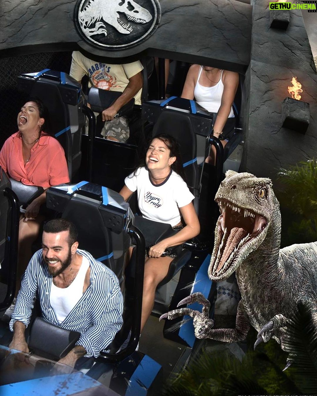 Juliette Instagram - Hoje foi o nosso primeiro dia de parque e eu estou encantada. Obrigada @universaldestinationsbrasil pelo convite! #atuniversal #universalmoments Pra todos verem: esse post possui texto alternativo Universal Orlando Resort