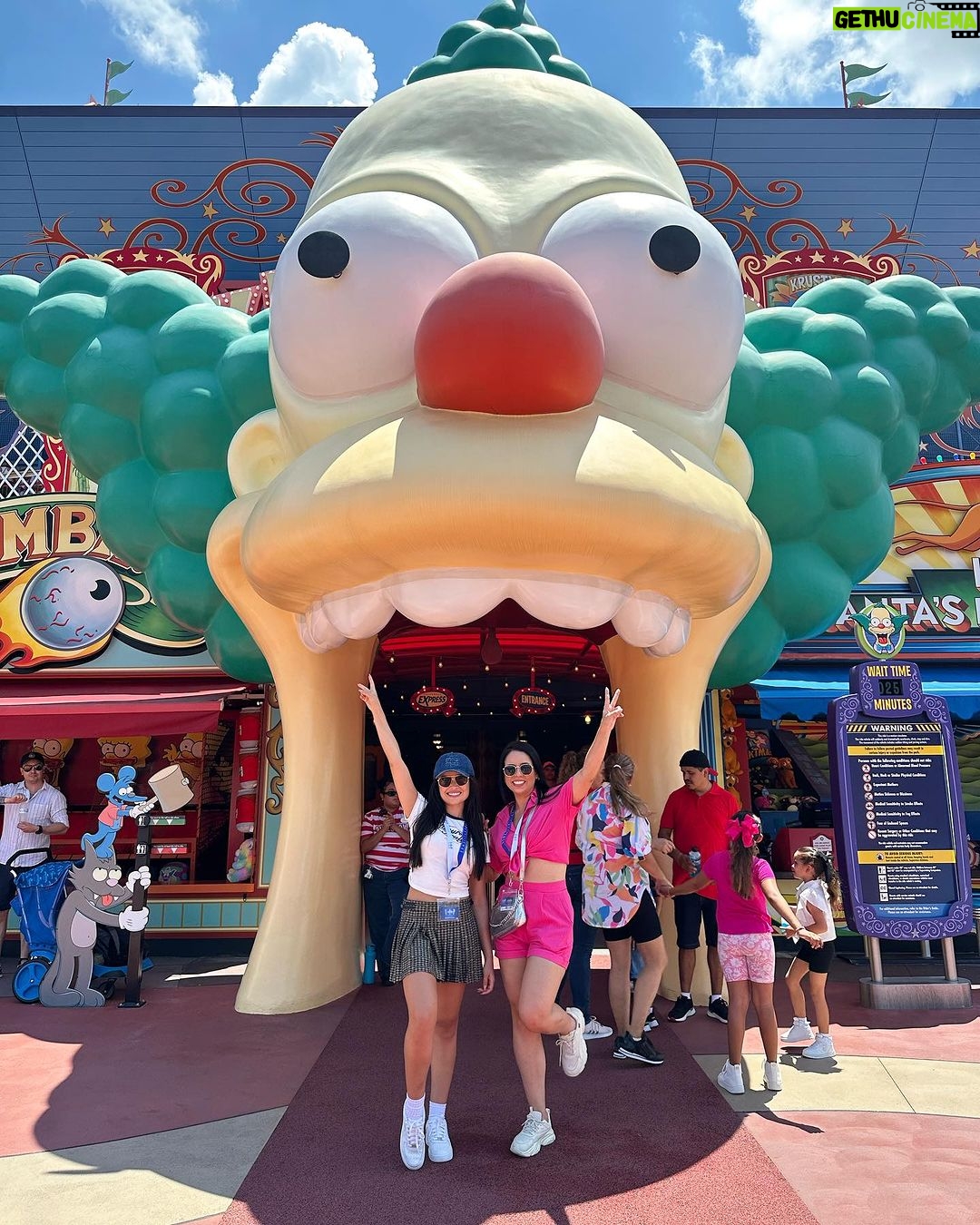 Juliette Instagram - Hoje foi o nosso primeiro dia de parque e eu estou encantada. Obrigada @universaldestinationsbrasil pelo convite! #atuniversal #universalmoments Pra todos verem: esse post possui texto alternativo Universal Orlando Resort
