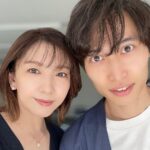 Jun Sena Instagram - ⁡ ⁡ 今日は夫婦で特別養子縁組についての取材でした。 詳細はまた改めてお知らせいたします。 ⁡ ⁡ 久しぶりにちゃんとメイクしました。 ヘアメイクは安定の松元先生。 ありがとう！ ずっと気になっていた、みんなが絶賛してるPAUL & JOEの下地を使ってくれたんだけど……うん、みんなが絶賛してる意味がわかったよ。 買っちゃう。 ⁡ ⁡ にしても「みんな」って誰やろな笑。 小学生の決まり文句やな。 ⁡ ⁡ #特別養子縁組 #多様性 #家族のカタチ #千田真司 #瀬奈じゅん ⁡ #みんな #決まり文句 #心が小学生