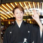 Jun Sena Instagram - ⁡ ⁡ 今日は退団記念日。 (今年は忘れなかったよ) 今も変わらず応援して下さる皆様に感謝の日です。 ⁡ 退団してから14年。 これからも心身共に健康に頑張ります！ ⁡ にしても一年があっという間。 ……来年も忘れませんように笑。 ⁡ すなお @otokisunao 毎年メールありがとう！！ ⁡ ⁡ #退団記念日 #変わらぬご声援 #ありがとうございます #瀬奈じゅん