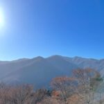 Jun Sena Instagram – ⁡
⁡
雲ひとつない晴天の下、出会ってからかれこれ25年になる友人と三峯神社へ行って参りました。
⁡
「MAHOROBA」という作品でヤマトタケルを演じた時から、行きたかったのになかなか行けなかった場所。
やっと参拝する事ができました。
⁡
一緒に参拝した友人は、私にとってMAHOROBAでいうところのサルメとサダルのような存在です。
いつもここぞという時に手を差し伸べ、支えてくれる、頼りになる友です。
久しぶりにゆっくり語り合い、綺麗な空気を吸い、坂道や階段に少々息切れする己れらに年輪を感じる笑、いい時間でございました。
⁡
今、この時、この方と共に参拝する事に意味があるんだろうな……きっと。
⁡
⁡
#三峯神社
#伊弉諾尊
#伊弉册尊
#日本武尊
#ヤマトタケル
#友よ
#いつもありがとう