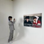 Jung Ho-seok Instagram - 문명특급 나왔어요 🐰🖤 많.관.부😜 다큐도 📽 많.관.부 🥹💜