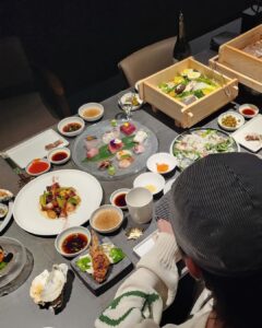 Jung Ho-seok Instagram - 건강하고 행복합시다 형!!! 사랑해요!!! #석진이형이준비해준 #행복한만찬