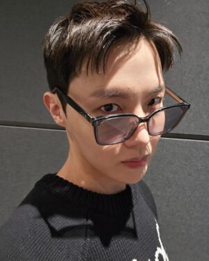 Jung Ho-seok Instagram - ✂️