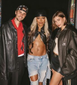 Justin Bieber Instagram - Date night to watch @victoriamonet 😍