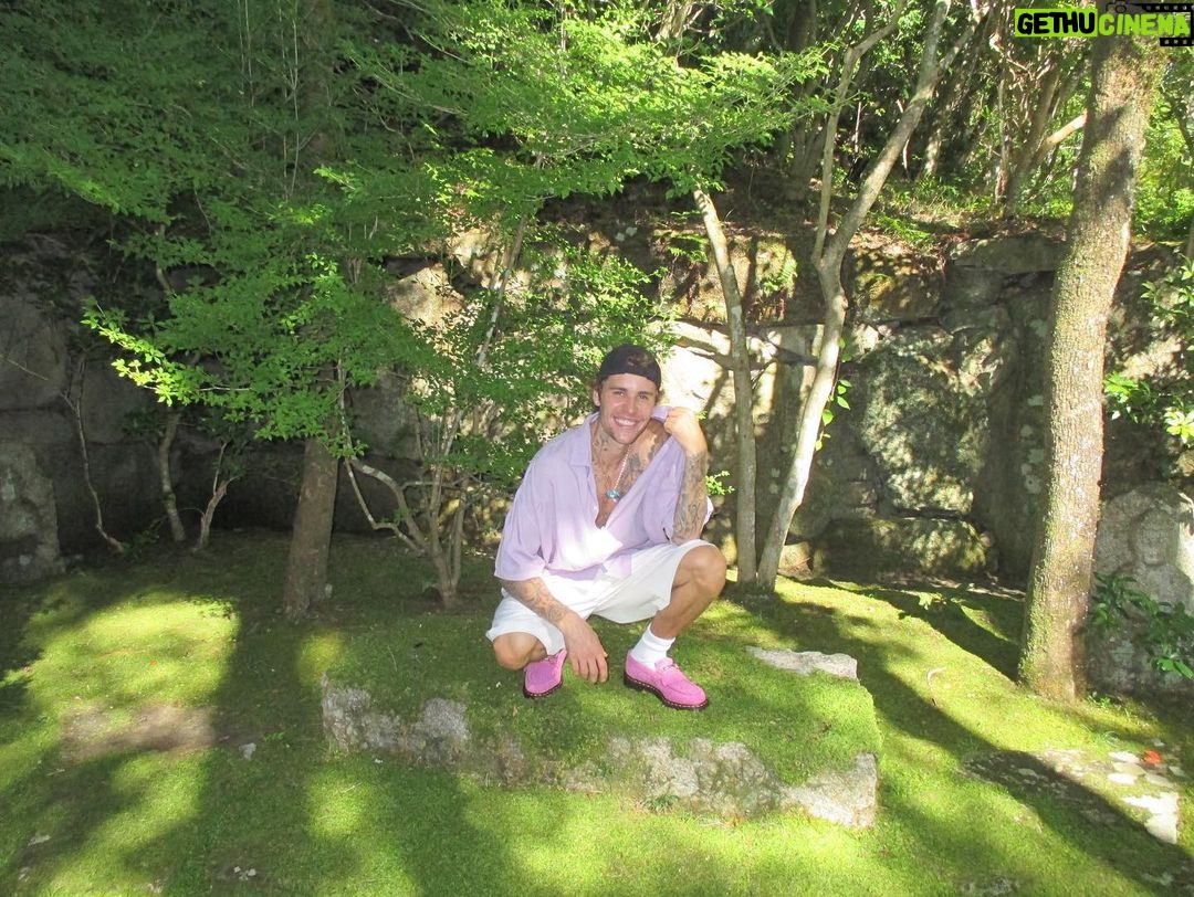 Justin Bieber Instagram - Thank you 🇯🇵 love you