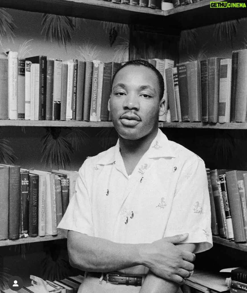 Justin Bieber Instagram - I know I’m late but couldn’t not post this… Dr Martin Luther King is at the top of my list of my favorite people to have ever lived. Grateful to have gotten the chance to learn about him and from him. Excited to learn more and continue to expand my thinking and compassion for my fellow man. Happy MLK DAY