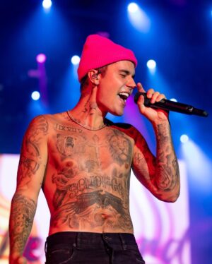Justin Bieber Instagram - LOVE YOU RIO 📷: @evanpaterakis