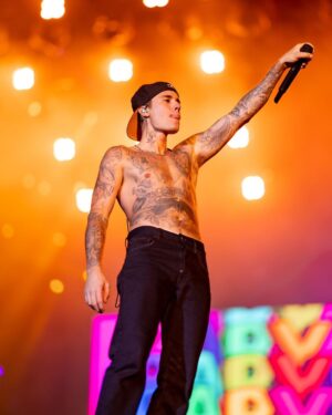 Justin Bieber Instagram - LOVE YOU RIO 📷: @evanpaterakis