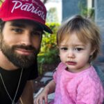 Justin Gaston Instagram - Dat smile #swipeleft
