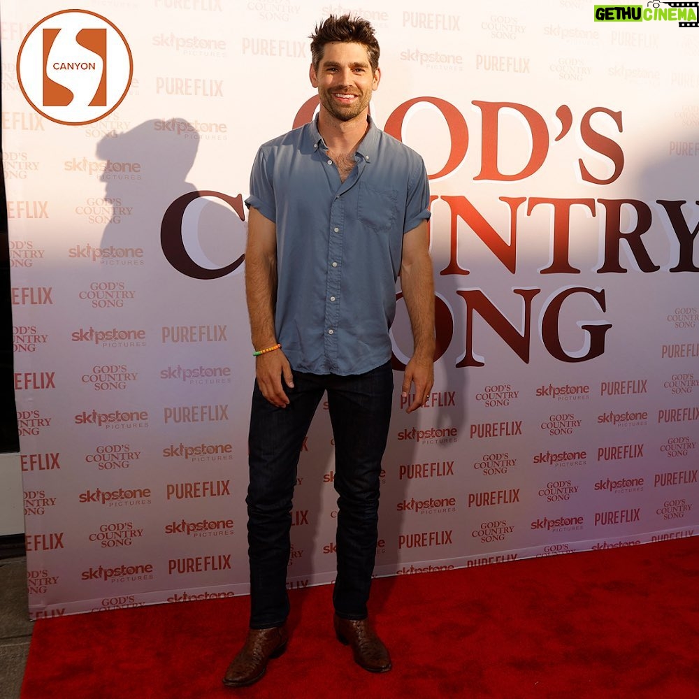 Justin Gaston Instagram - Our star, @jmichaelgaston walking the red carpet at the “God’s Country Song” premiere! Streaming on @pureflix this Friday, June 16! Check out the link in our bio. Franklin Theatre