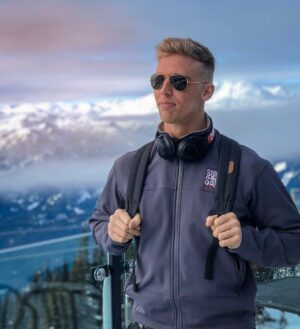 Justin Howell Instagram - Kickin it on top of @whistlerblackcomb ☀️ what a beauty of a day. 📷 @zanemercey .
.
.
.
.
#fitfam #fitspo #fitness #hypebeast #r8 #audi #fitchick #bikini #fitnessmotivation #beastmode #bodybuilding #sixpack #toronto #vancouver #hype #fashion #eatclean #shredded #carporn #drive #carsofinstagram #boys #men #transformation #throwback #tbt #vlog