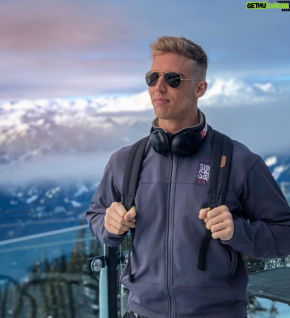Justin Howell Instagram - Kickin it on top of @whistlerblackcomb ☀️ what a beauty of a day. 📷 @zanemercey . . . . . #fitfam #fitspo #fitness #hypebeast #r8 #audi #fitchick #bikini #fitnessmotivation #beastmode #bodybuilding #sixpack #toronto #vancouver #hype #fashion #eatclean #shredded #carporn #drive #carsofinstagram #boys #men #transformation #throwback #tbt #vlog Whistler, Canada