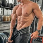 Justin Howell Instagram – Knowledge is power
.
About 4 months ago I was lifting heavy and felt like I wasn’t really seeing results. I was trying to gain muscle and I felt like I was only gaining fat.
.
I worked with @markross_fitness to build an attack plan and get in the best shape possible. 
.
I leaned down about 15 pounds for a job, we accomplished that goal fairly quickly. Now as we patiently wait for the SAG strike to end I put a little more muscle on and am currently sitting around 218 at 6’3.
.
For the first time ever I finally feel like I have the knowledge to move up and down in weight while maintaining a fairly lean-strong frame. Thanks @markross_fitness 
.
Here is everything I’m doing that worked for me!
Daily:
– 180g+ of protein 
– 12000+ steps
– 2700 calories 
Weekly:
– 4 heavy lifting g sessions
– 2-3 various training sessions (tumbling, sprinting, martial arts etc)
.
Protein mostly coming from (in order) Steak (ofcourse), 0% Greek yoghurt, protein powder, shrimp & chicken.
.
The rest of my diet is mostly Oatmeal, berries, apples, bananas, pasta, and occasionally some veggies.
.
@asrv @thealexly @themonkeyvault 
.
.⁣
#asrv #athlete #calisthenics #cardio #crossfit #fitlife #fitness #fitnessbody #fitnesscoach #fitnesslife #fitnesslove #fitnessphysique #instafitness #legday #legworkout #lowerbodyworkout #mensphysique #mindset #personaltrainer #quadsworkout #selfmade #strengthtraining