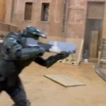 Justin Howell Instagram - Walking some choreo from episode 1. #halo .⁣ .⁣ .⁣ .⁣ #343industries #cortana #gaming #halo #halo2 #halo3 #halo4 #halo5 #haloinfinite #haloreach #halowars #kinobody #masterchief #paramountplusoriginals #stuntman #stunts #titans #xbox #masterchief ＨＡＬＯ