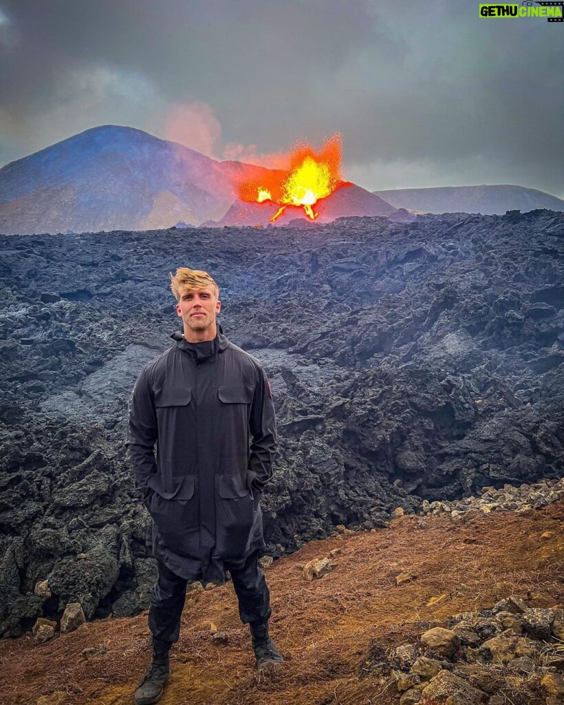 Justin Howell Instagram - Mordor 🌋 Iceland 🇮🇸 📸 @mich.todorovic 🙏🏼 . @canadagoose .⁣ .⁣ .⁣ .⁣ #activevolcano #flight #iceland #icelandic #icelandscape #icelandtravel #icelandtrip #iceland🇮🇸 #kinobody #landscapephotography #masterchief #stuntman #stunts #titans #traveltheworld #vacation #vacation2020 #vacationmode #vacations #vacationtime #vacationvibes #visiticeland #volcano Fagradalsfjall Volcano