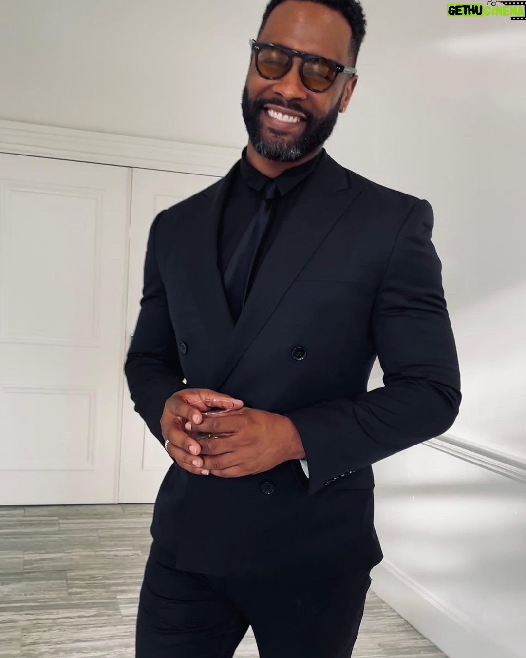 Justin Marcel McManus Instagram - Threw this bad boy on and met some cool folk in Ohio ✌🏾. African weddings are to much fun 🙌🏾 . #weddingseason #blacklabel #ralphlauren New York City, N.Y.