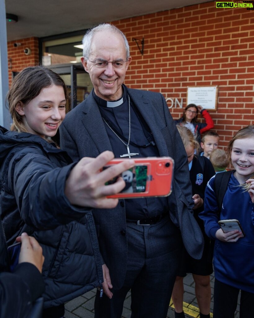 Justin Welby Instagram - From churches to care homes, schools to naval ships, @thechurchofengland loves and serves people across the country. This weekend I’m visiting @CofEPortsmouth to join in with sharing the love of God - starting today on the Isle of Wight. It was good to meet so many teachers and students at Christ the King College this morning. The secondary school is a joint Church of England and Catholic venture, and it’s heartwarming to see children taught in an ecumenical space from the age of eleven, when they’re beginning to think about how they can make their mark on the world. I pray that these pupils grow to become agents of reconciliation across all kinds of borders in their local community and beyond. @thebayceschool is also doing great work in inspiring and educating children from the age of 4 all the way to 18. The school choir is hugely talented, and I was honoured to bless their school and speak to staff. I was asked brilliant questions by primary and secondary students - already probing deep questions of faith, scripture and the witness of the church. Honesty is so healthy for us all as we grow in relationship with God. This evening I visited Holy Trinity Bembridge, where we shared together about following Jesus through times of joy and sorrow. It was good to sing together, pray together and encourage one another. A full day, but one full of inspiration and hope for current and future generations on the Isle of Wight.