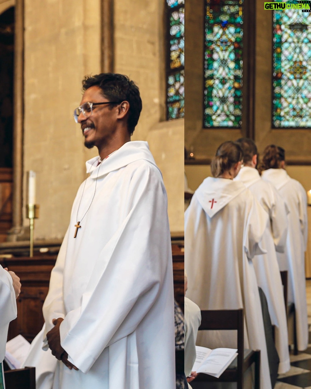 Justin Welby - 2.3K Likes - These extraordinary young people are now committed to spending a #YearInGodsTime as part of @thecommunityofstanselm – a group of Christians who live, study, serve and pray together at Lambeth Palace.
Join me in praying for God to reveal the depths of his personal call to each one of them this year. #YearInGodsTime