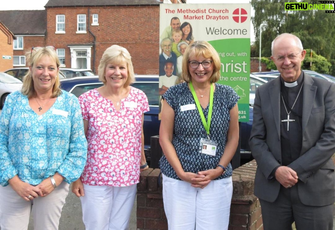 Justin Welby Instagram - In churches around the country, Christians Against Poverty help people to break free from debt and transform their lives. Very grateful to spend time meeting volunteers and people supported by @capuk_org at Market Drayton Methodist Church today. It’s an honour to serve as their patron.
