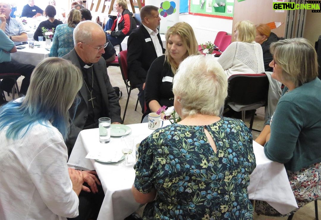 Justin Welby Instagram - In churches around the country, Christians Against Poverty help people to break free from debt and transform their lives. Very grateful to spend time meeting volunteers and people supported by @capuk_org at Market Drayton Methodist Church today. It’s an honour to serve as their patron.