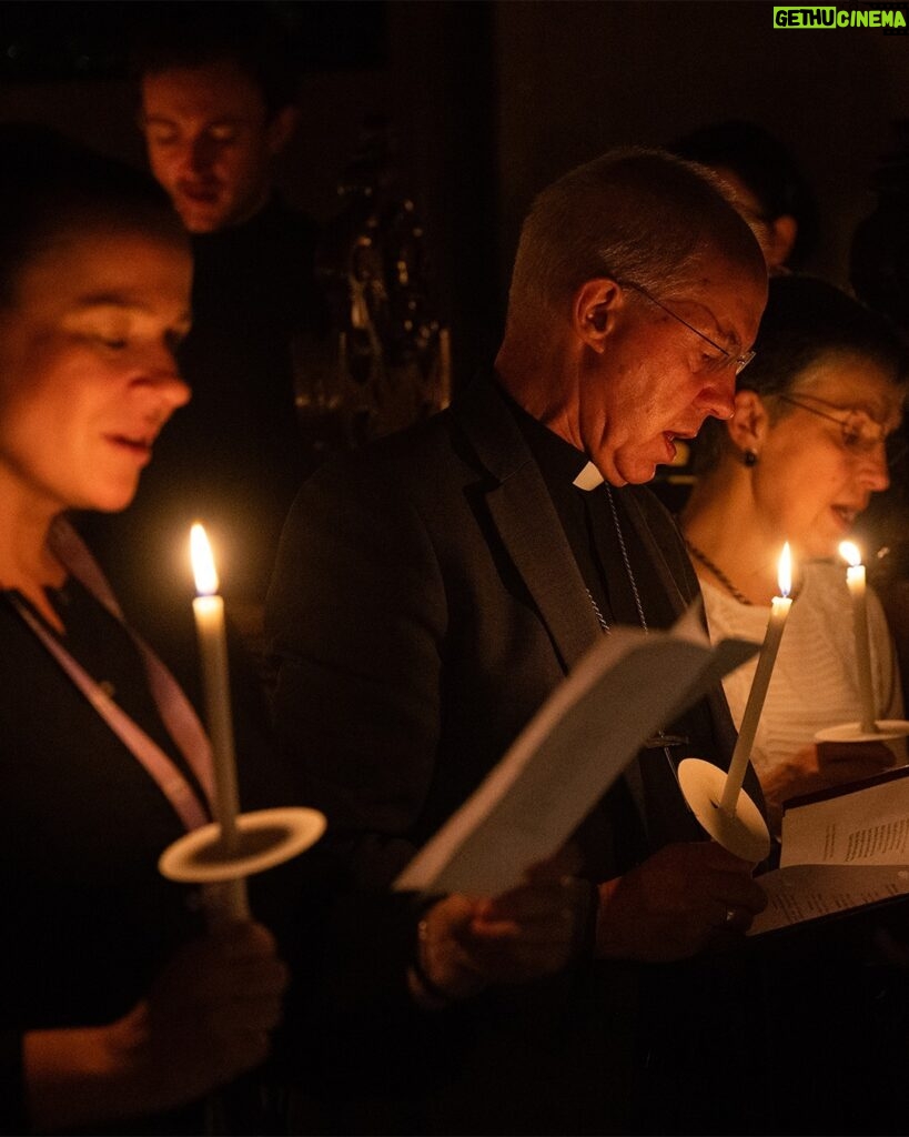 Justin Welby Instagram - Lovely to host Lambeth Palace staff and guests at our community carols service yesterday evening. I pray that, over Christmas, all feel the warmth of light and life of he who will come like child.