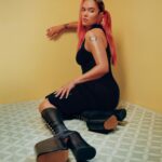 KAROL G Instagram - Miren las fotos tan lindas que me hicieron para W magazine ✨🖤 Gracias @wmag por invitarme a compartir los logros de mi carrera. Photography: @philipdanielducasse Styling: @aaalliata Writer: @elitewaste Hair: @joeygeorge Makeup: @michaelabosch Manicure: @honeynailz
