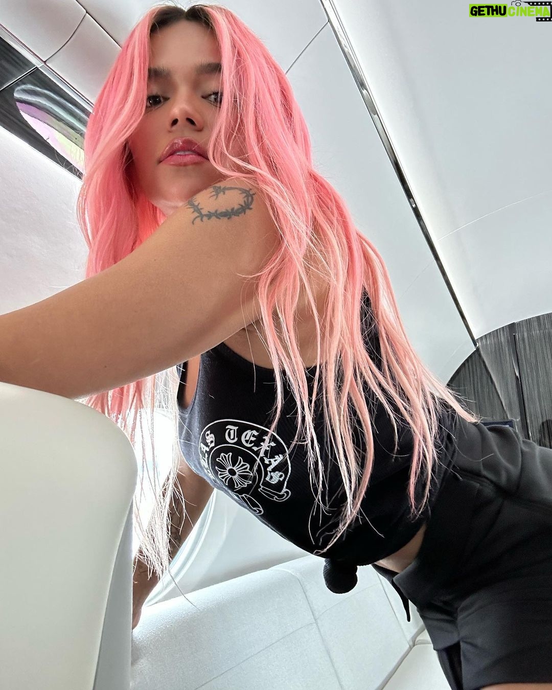 KAROL G - 7.9 Million Likes - La tía Sexy 🖤🧸🌸