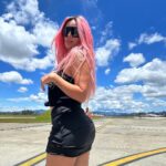 KAROL G Instagram - La tía Sexy 🖤🧸🌸