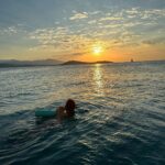 KAROL G Instagram - Quería un día para mi, para agradecer y disfrutar … y así se ve en fotos ☀️🌊🐠🦀🌴🌺 Isla del Encanto, Puerto Rico