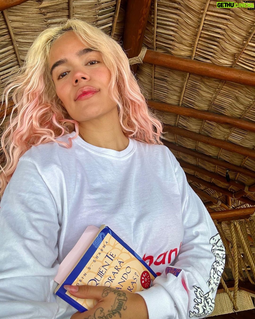 KAROL G Instagram - Que chimba la vida! π₯ΊβοΈπ΄π
π¦β΅οΈπ§ππͺΈππ§π½ββοΈπ¦πͺ΄π π¦πΈπβ±οΈππ