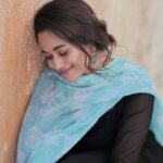 Kaavya Arivumani Instagram - Raw pictures 💙 #nofilter #insta @prismatic_photography_7 ✨ @_gina_couture outfit 😌❤️
