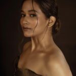 Kaavya Arivumani Instagram – ✨🖤
#kaavya#
shot by @imthefashionfellow
Styled by @indu_ig
M & H @kaviyaartistry_off @sweh_artistry @achusai_artistry
Wearing @yaradesigners
Assisted @_rd_styles_