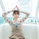 Kaho Mizutani Instagram - 富士山見えるかな？ の会話からのこのポーズ🗻 観覧車は年々怖くなります🎡 が、まだはしゃぐ余裕はあります。 11月3日のファンイベントまで、 2週間ちょっと。 もう25歳だよ！ 大人な水谷を是非観に来て下さいまし🐻 ストーリーのハイライトから チケット申し込みできます〜☺︎