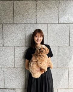 Kaho Mizutani Instagram - 小型犬のはず🐻🐾